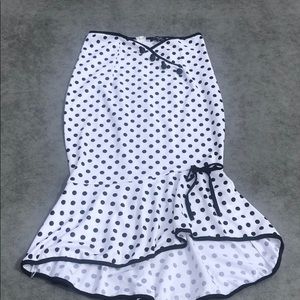 Retro pinup style mermaid fit flounce skirt